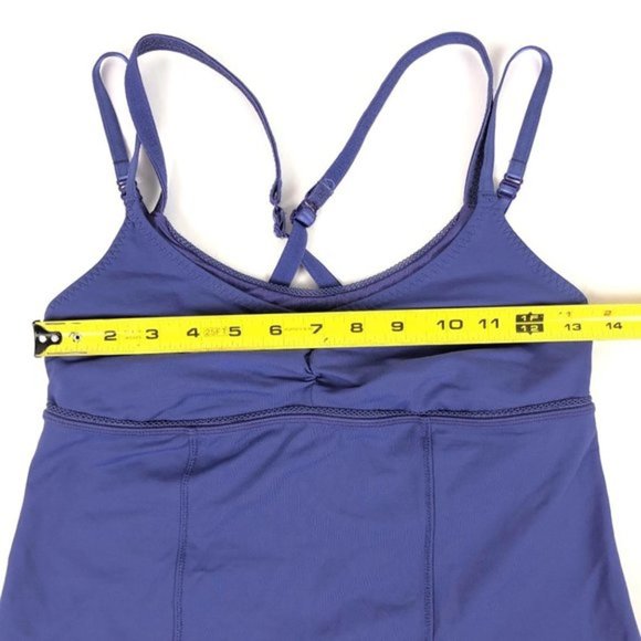 Lululemon women Tank Top Racer back size 6 - Picture 9 of 9